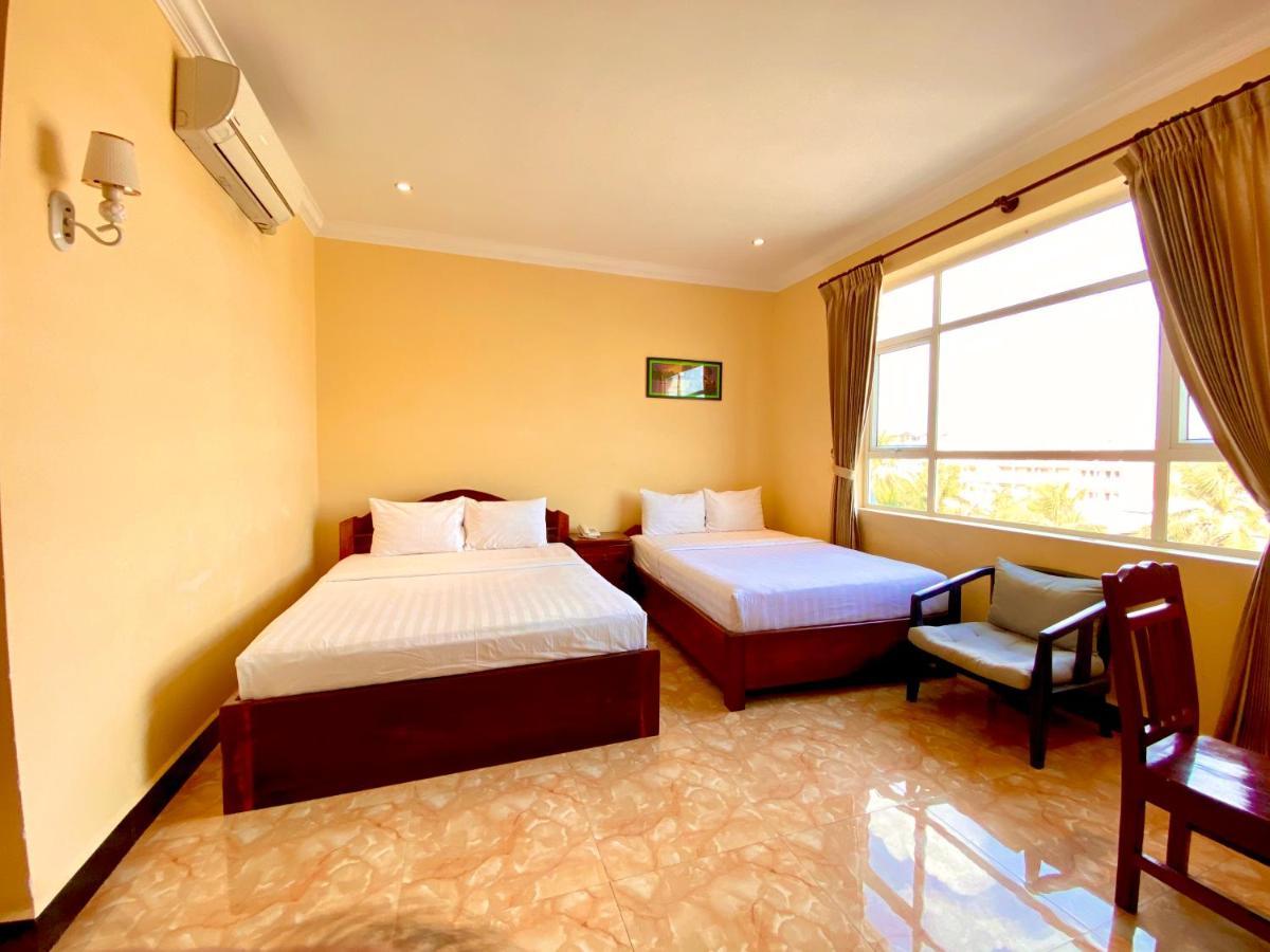 Jasmine Hotel& Sky Bar Battambang Exterior photo